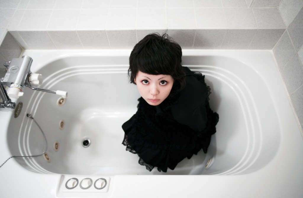 art blog - Akif Hakan Celebi - empty kingdom