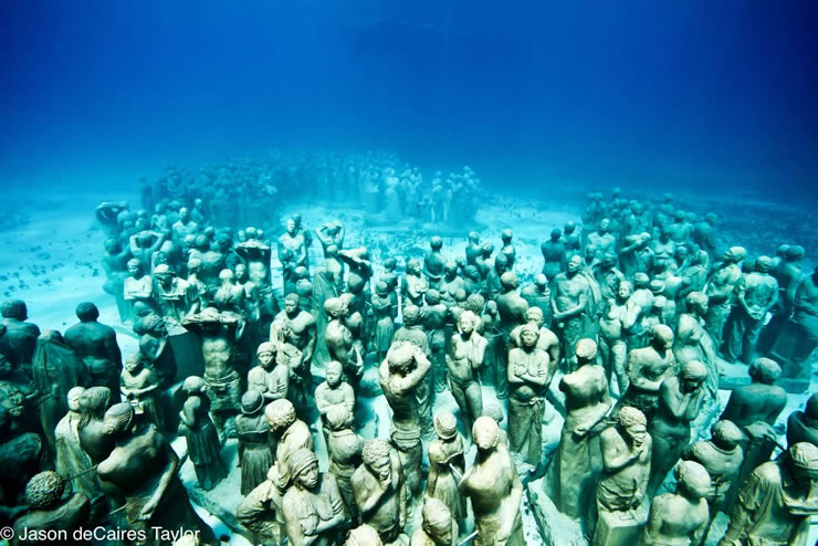 Silent-evolution-Jason-sculpture01 art blog - Jason DeCaires Taylor - Empty Kingdom