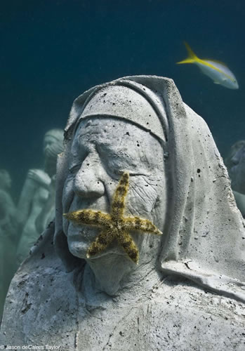 asd art blog - Jason DeCaires Taylor - Empty Kingdom