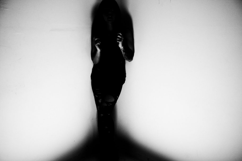 tumblr_lh95wtj4HY1qcpq1i art blog - Sean Thomas Watson - empty kingdom