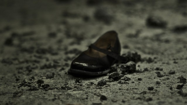 1_e_22_mei_stills_shoe-