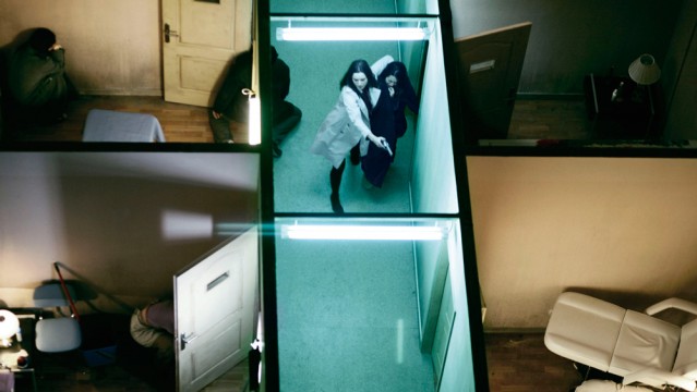 1_e_Human-Zoo-02