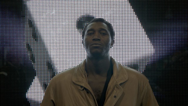 1_e_the_invader_still_01