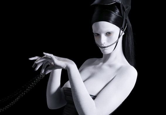Louise-Alexander-Gallery-Sabine-Pigalle-Protectors-HYPPOLITE