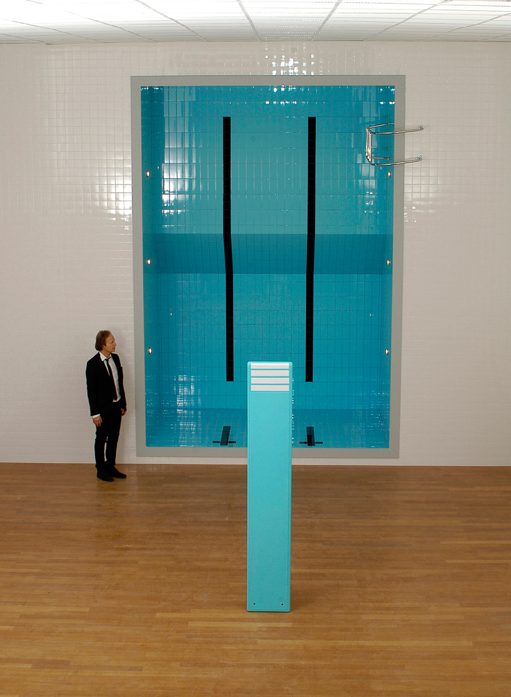 Glig_Web3 art blog - Robert Gligorov - empty kingdom