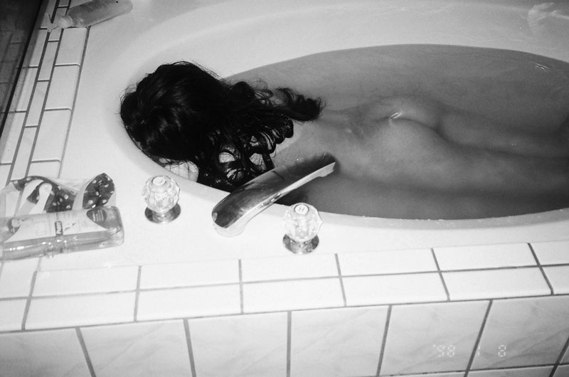 Mercedes-Esquivel_web3 art blog - Mercedes Esquivel - empty kingdom