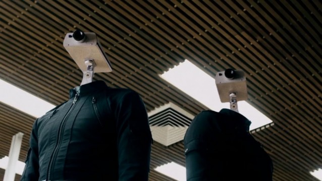 1_e_Friends,-Hiro-Murai-_Mind-Control-[Music-Video]