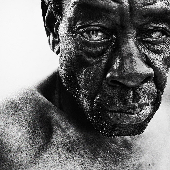 Lee-Jeffries_Web1 art blog - Lee Jeffries - empty kingdom