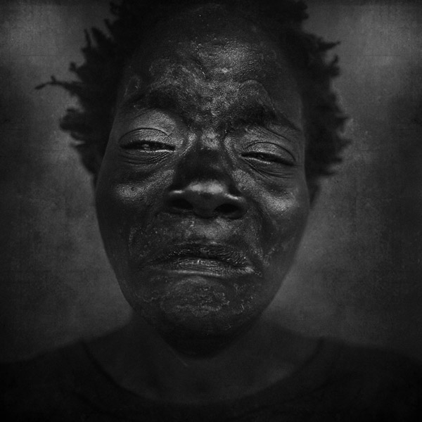 Lee-Jeffries_Web11 art blog - Lee Jeffries - empty kingdom