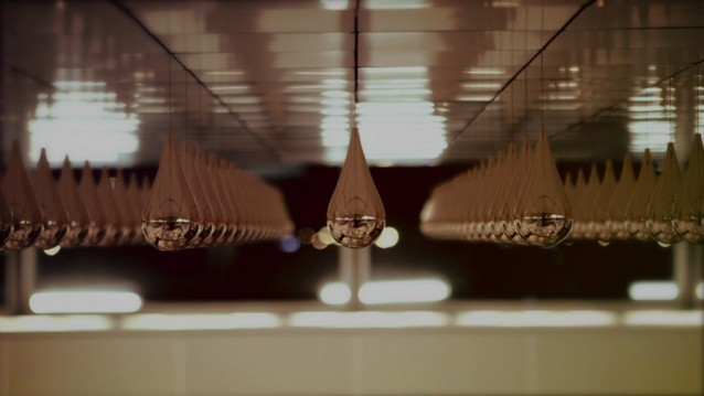 2_e_ART_COM-_Kinetic-Rain