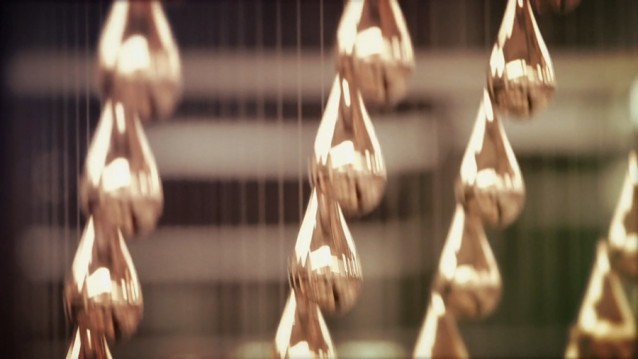 6_e_ART_COM-_Kinetic-Rain