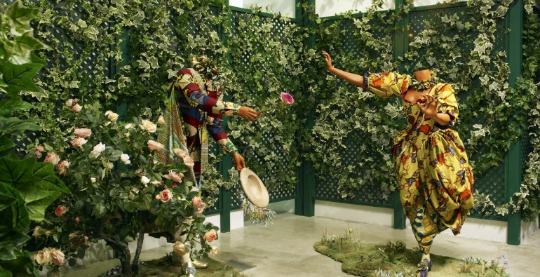20110410185601-Parasol_unit__IKSAL_Installation_shot_Yinka_Shonibare_Photo_Stephen_White_008_CJ_EDIT