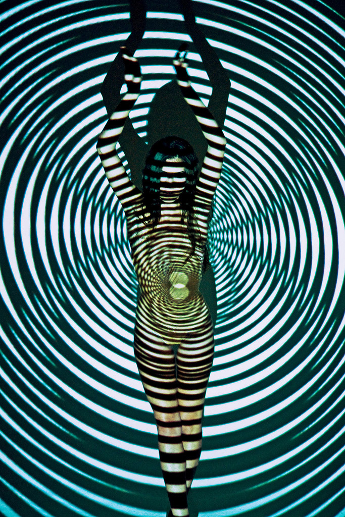 Neil-Krug_web19 art blog - Neil Krug - empty kingdom