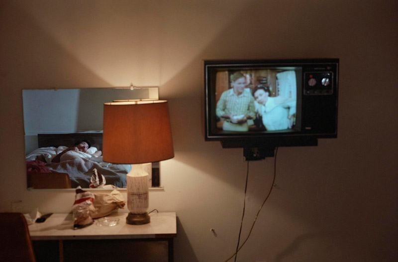 Philip-Lorca-diCorcia_web5 art blog - Philip-Lorca diCorcia - empty kingdom