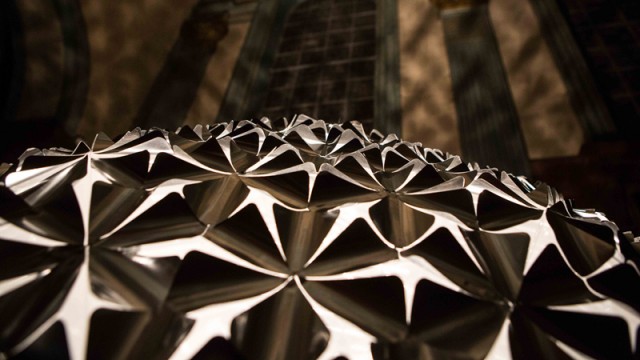 Studio-Roosegaarde-_Lotus-Dome-_004_E