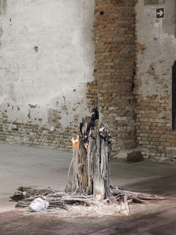 art blog - Urs Fischer - empty kingdom