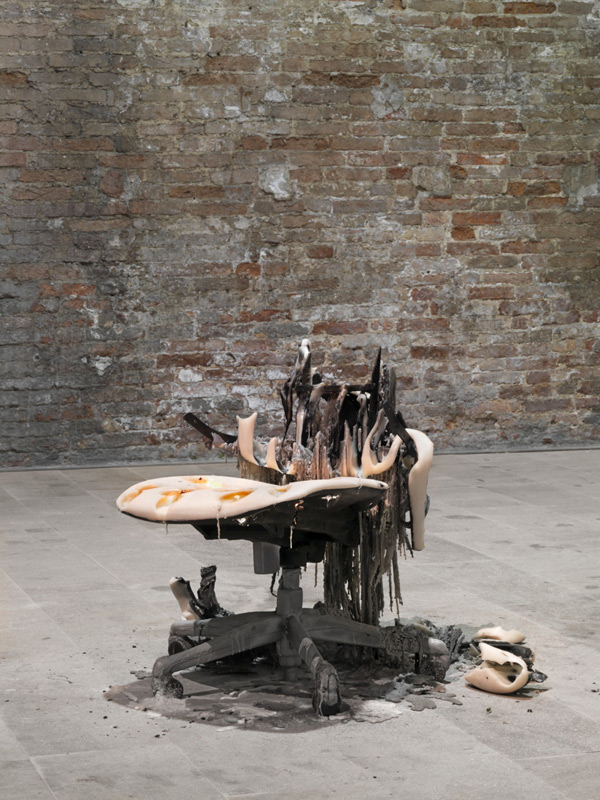 art blog - Urs Fischer - empty kingdom